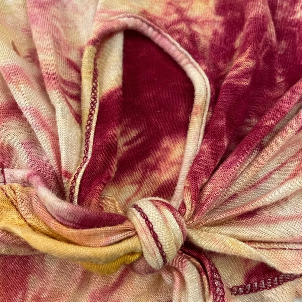 Lot of Juniors Size M Tops - Picture 7 of 10